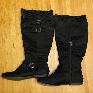 Just below knee sweater cuff boots